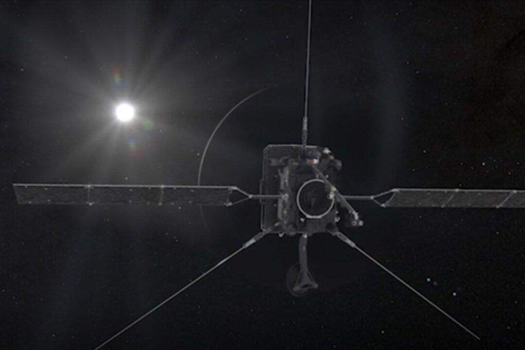 Solar Orbiter Spacecraft Captures Venus Glare