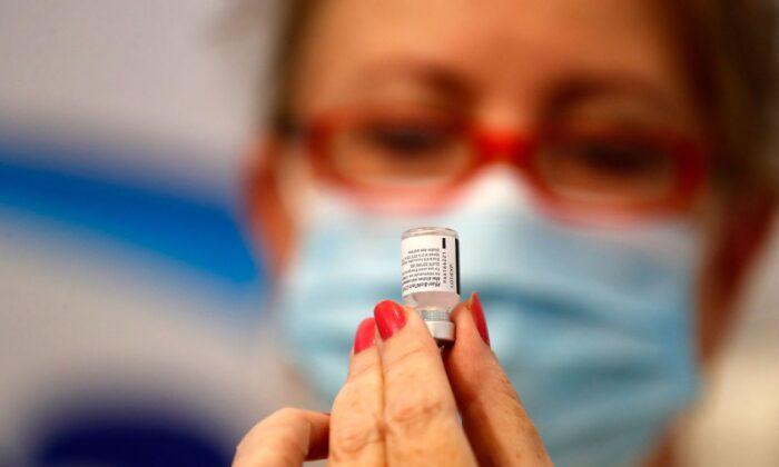 Health Care Workers Sue Two Louisiana Hospitals Over COVID-19 Vaccine Mandates