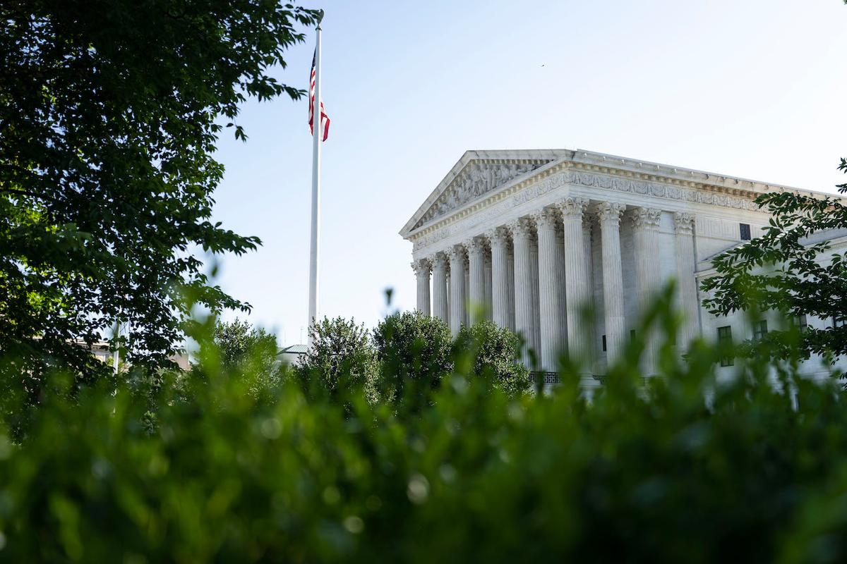 Supreme Court Blocks CDC Eviction Moratorium