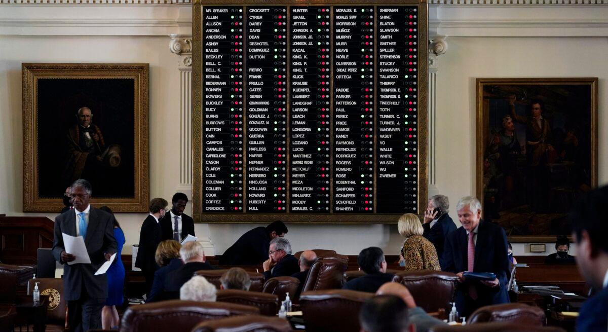 Votes are cast as the House votes on an amendment to election bill SB1 in Austin, Texas, on Aug. 26, 2021. (Eric Gay/AP Photo)