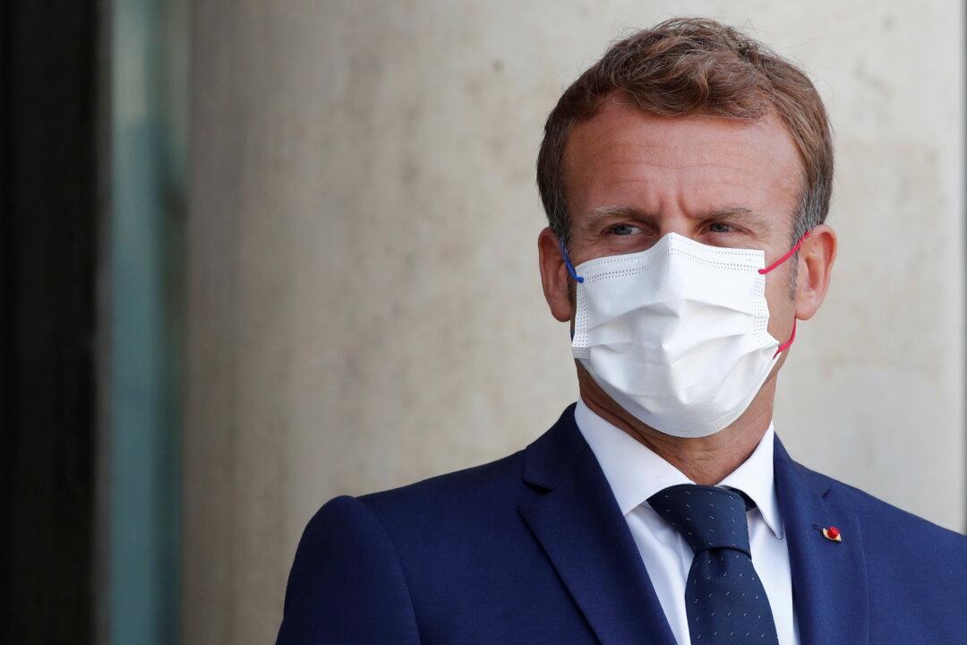 Macron Says France, Britain to Propose Kabul Safe Zone