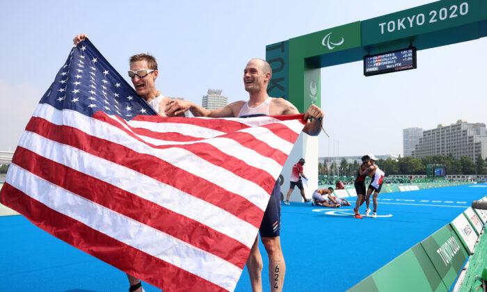 Wounded War Veteran Becomes First American to Win Gold in Paralympic Triathlon
