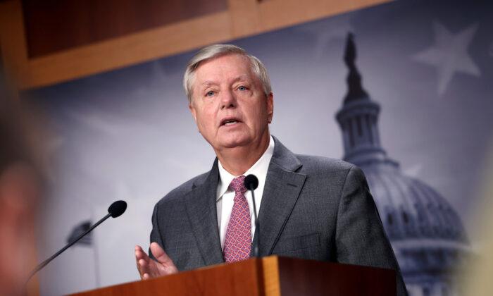 Graham: Afghanistan War ‘Has Not Ended,’ US to Deal With ‘Catastrophe’ for Decades