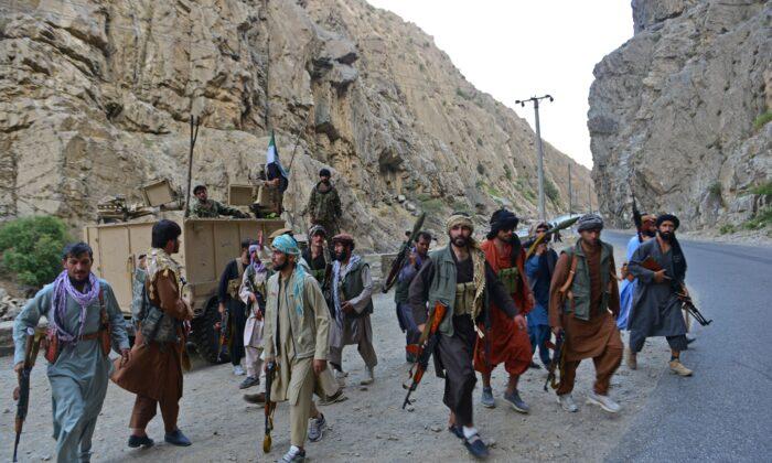 Heavy Fighting Erupts Between Taliban and Anti-Taliban Group in Afghanistan’s Panjshir