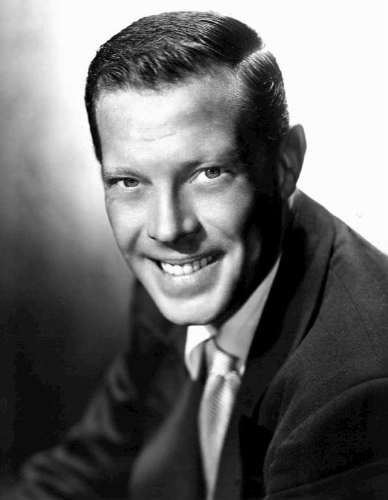 <span data-sheets-value="{"1":2,"2":"Dick Haymes, here in a publicity shot for CBS Television, appeared as Wayne Frake in the 1945 version of \"State Fair.\" (Public Domain)"}" data-sheets-userformat="{"2":15171,"3":{"1":0},"4":{"1":2,"2":65535},"9":0,"11":4,"12":0,"14":{"1":2,"2":2105634},"15":"Times New Roman","16":12}">Dick Haymes, here in a publicity shot for CBS Television, appeared as Wayne Frake in the 1945 version of "State Fair." (Public Domain)</span>