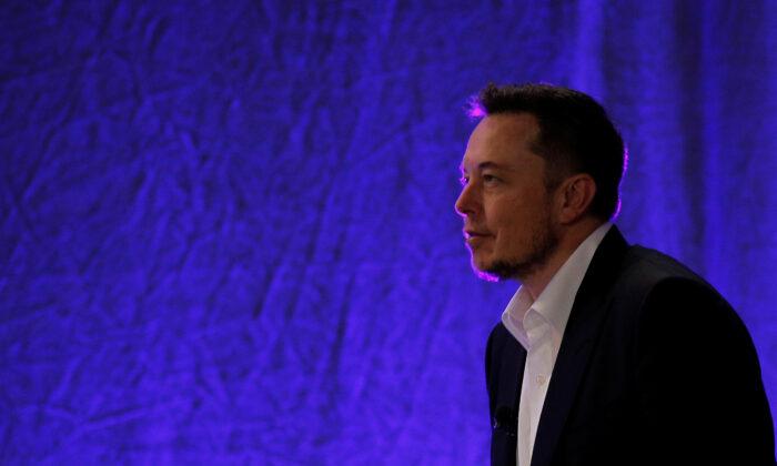 Tesla’s Musk Says 2021 Has Been Year of ‘Super Crazy’ Supply Chain Shortages