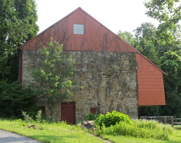 A so-called Sweitzer barn built around 1810 in Berks County, Pa. (Greg Huber)