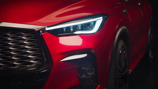 Cube design headlight and signature DRL. (Courtesy of Infiniti)