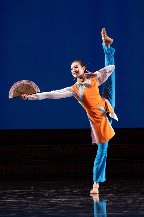 Dancer Sunni Zhou. (Edward Dye)