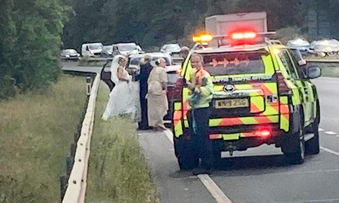 Bride’s Car Breaks Down on Highway on Way to Wedding—But Police Come to Rescue, Save the Day