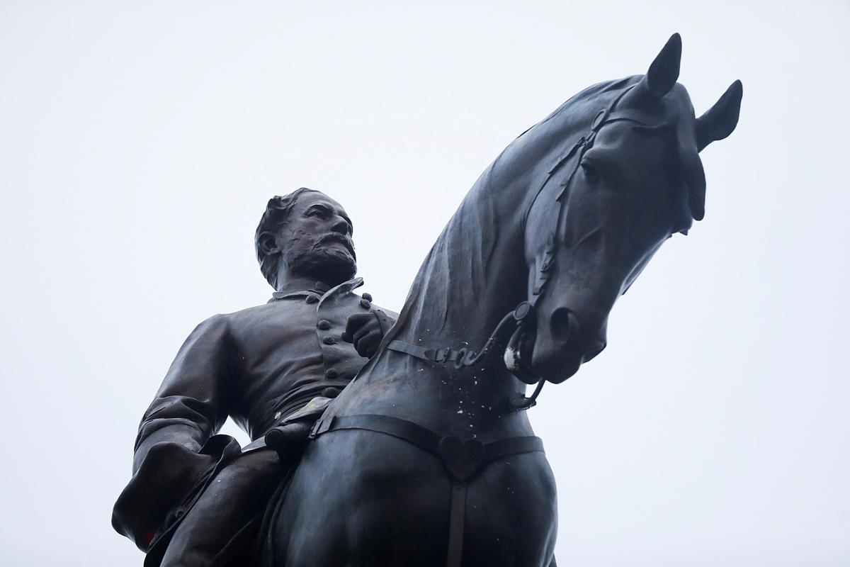 Virginia to Take Down Robert E. Lee Statue on Wednesday