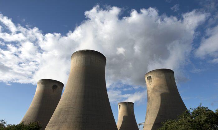 UK Turns on Coal Power Plant as Wind Farms Fail to Meet Electricity Demand