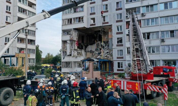2 Killed, Several Hurt in Gas Blast in Russian Apartment Block