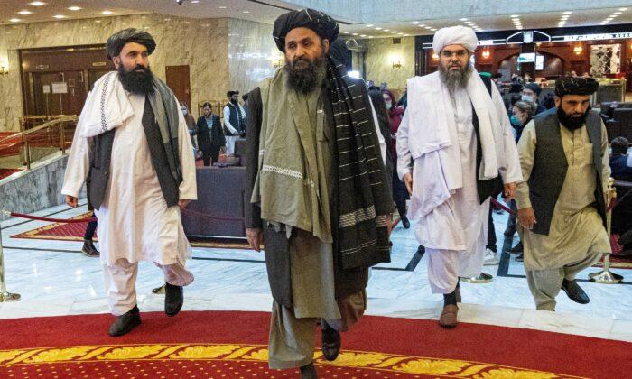 US, UK to Judge New Taliban Government on Actions