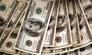 Dollar Set to Snap 2-year Winning Streak on 2024 Rate Cut Bets