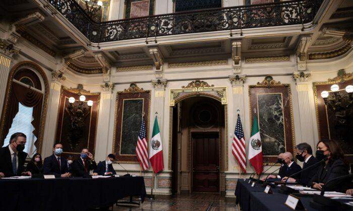 Mexico and US Agree to Work on Supply Chains, Migration