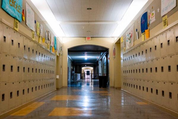 The empty hallways of a high school in El Segundo, Calif., on July 29, 2020. (John Fredricks/The Epoch Times)