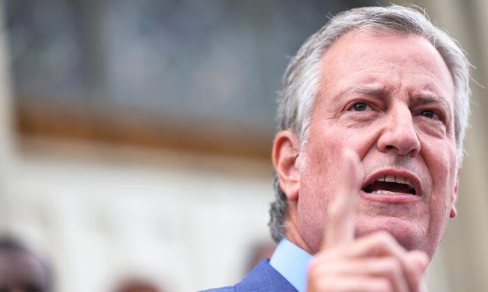 Ex-NYC Mayor Bill de Blasio Hit With Historic Fine for Misuse of Public Funds