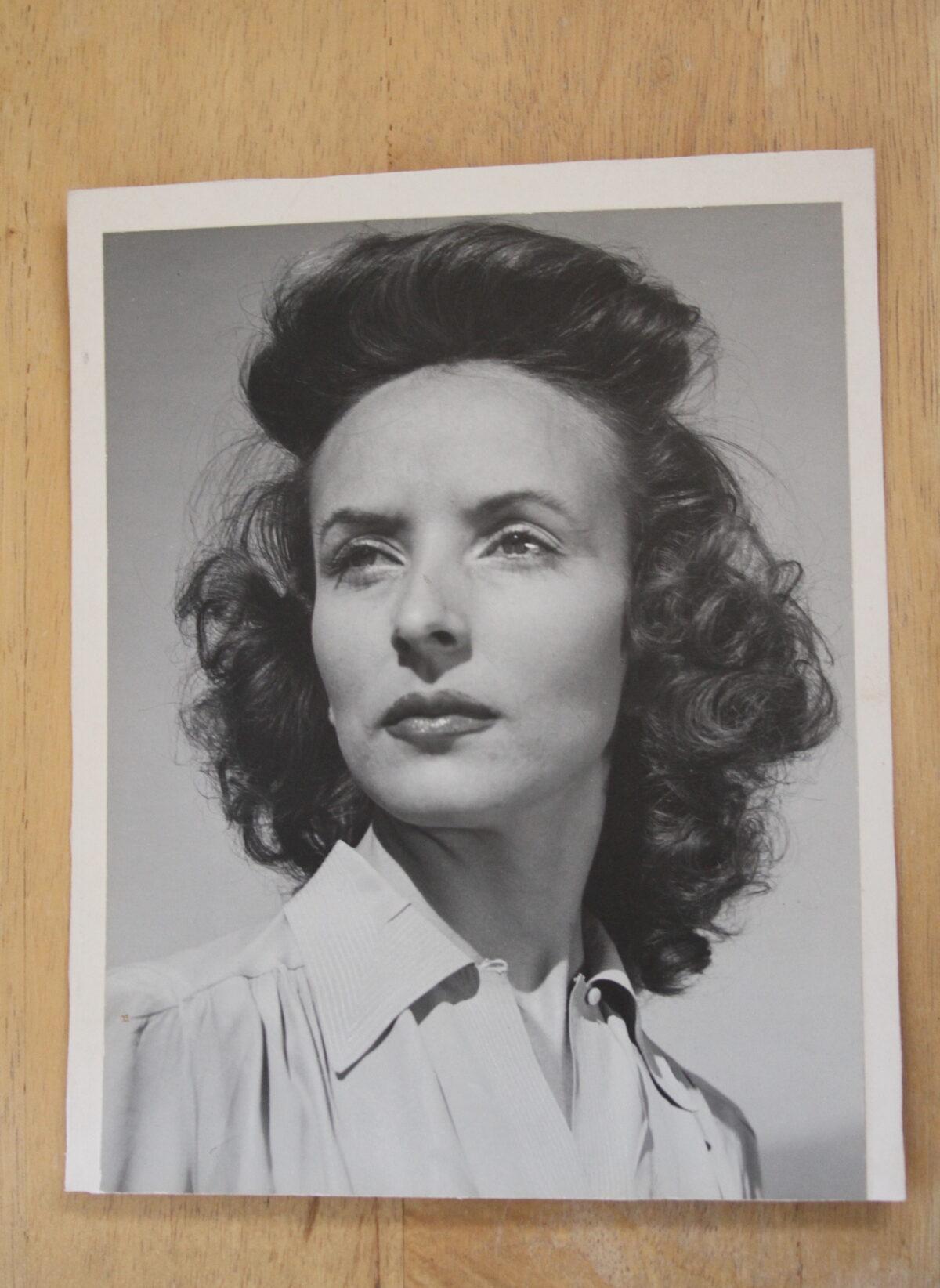 A photo of Liz Reeder, WWII veteran Ed Reeder's wife. (Brad Jones/The Epoch Times)