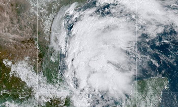‘High-Risk’ Flash Flood Alert Issued for Southwest Louisiana Amid Tropical Depression Nicholas