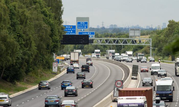 Most Drivers Want Hard Shoulder Back on UK’s Smart Motorways