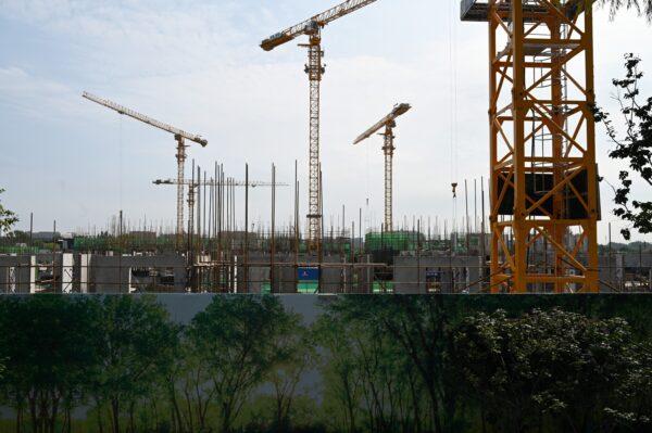 Construction site of an Evergrande housing complex in Beijing, on Sept. 13, 2021. (Greg Baker/AFP)