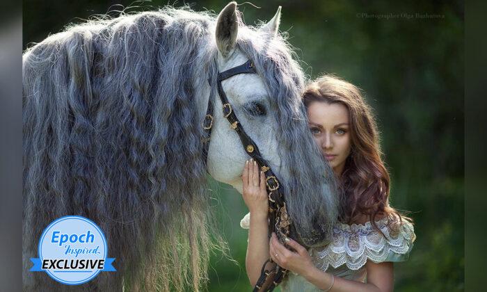 Russian Photographer Captures the Most Majestic Moments Between Humans and Horses