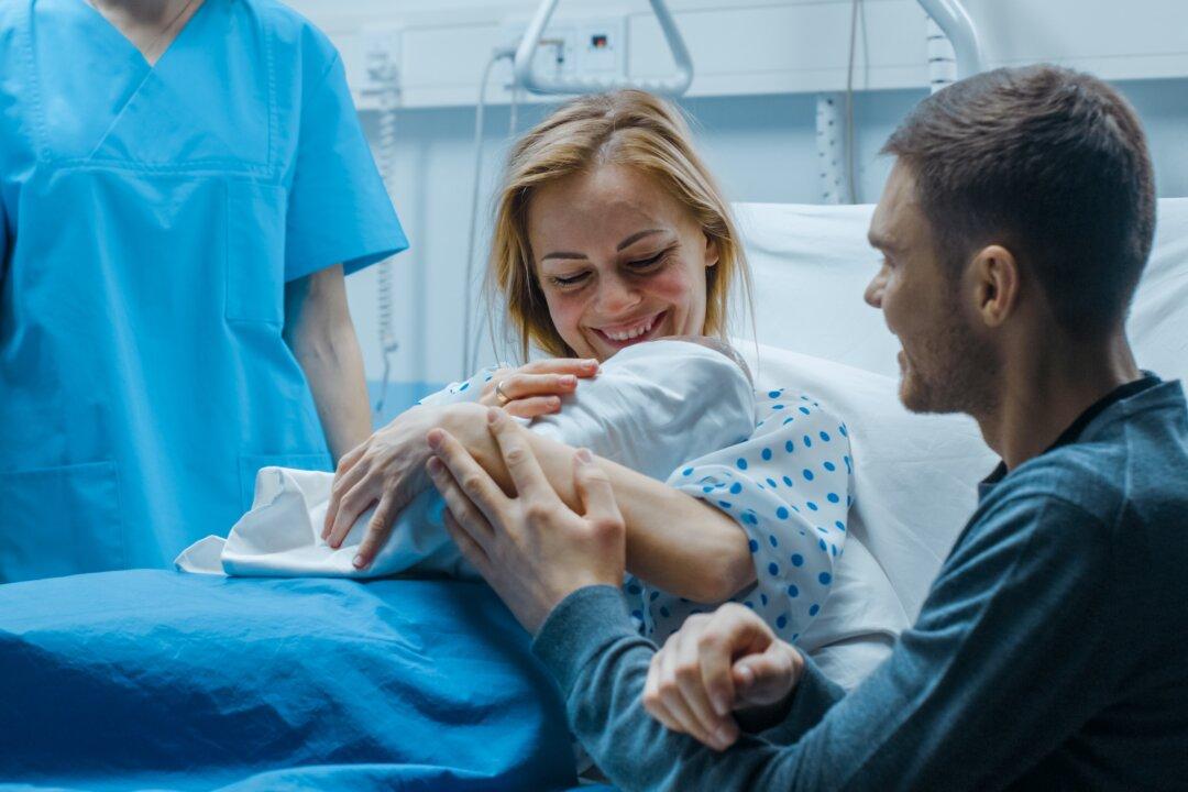 Superannuation for New Parents Hits Roadblock as Opposition Suggests Alternative