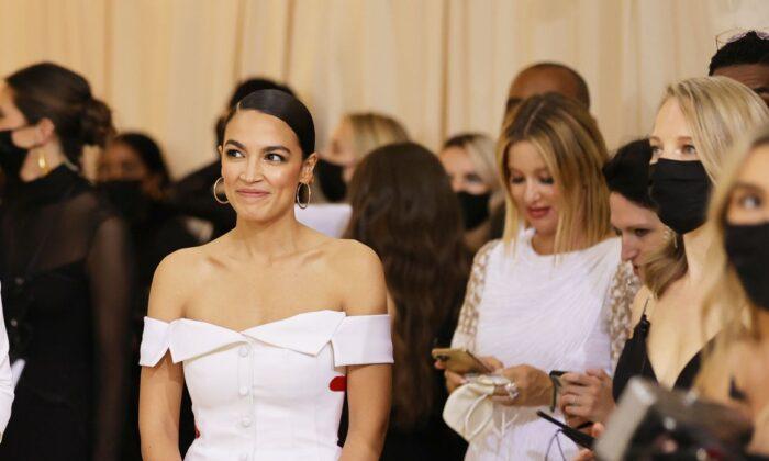 Ocasio-Cortez Faces Ethics Complaint for Accepting Ticket to Met Gala
