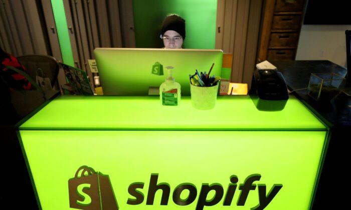 Wedbush Is Bullish on Shopify, Thanks to Apple