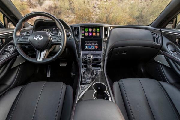 The front interior of the Q60. (Courtesy of Infiniti)