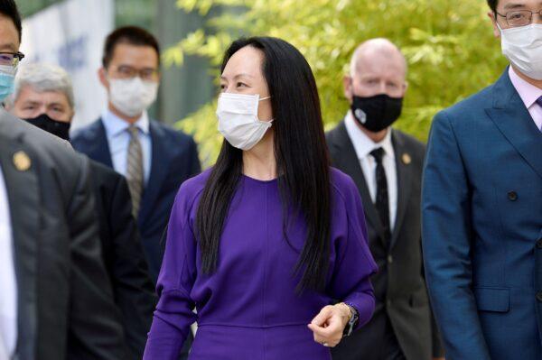 Huawei Technologies Chief Financial Officer Meng Wanzhou returns to a court hearing following a lunch break in Vancouver on Aug. 18, 2021. (Jennifer Gauthier/Reuters)
