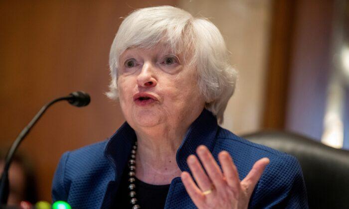 Yellen Says Delta Slowing Recovery, Urges Faster Distribution of Emergency Rental Aid