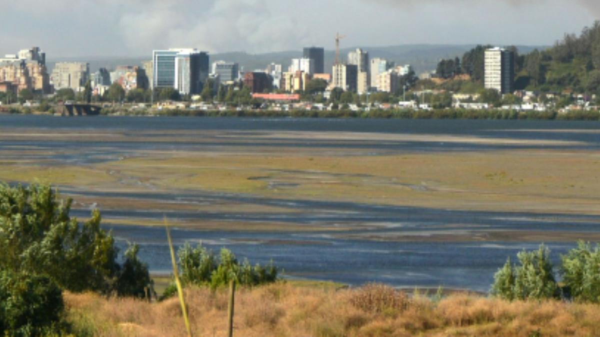 Magnitude 6.4 Quake Sways Buildings in Coastal Chile