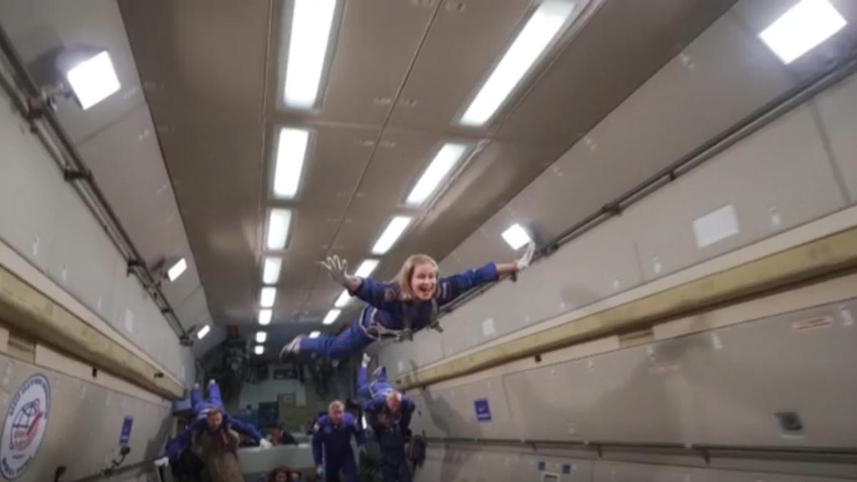 Film Crew Prepares to Make Movie in Space