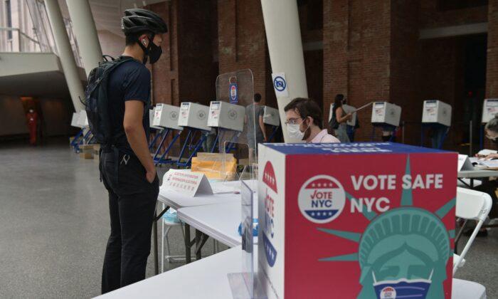 NYC Lawmakers Want to Let Non-Citizens Vote in Local Elections