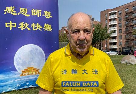 Chris Petallides, a Falun Gong practitioner, at New York City, on Sept. 12, 2021. (Lin Dan/The Epoch Times)