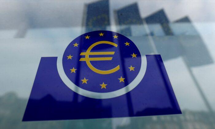 European Central Bank Holds Rates Steady Despite Inflation at Record High