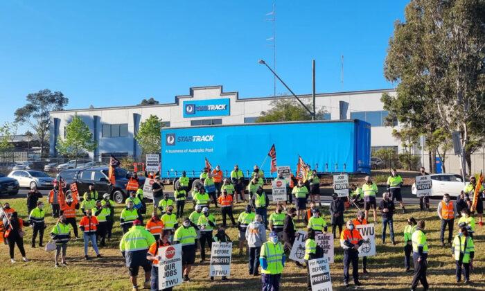 Thousands of Australian Delivery Workers Strike Across the Country for Job Security