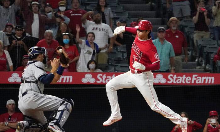Astros Move Closer, Beat Angels in 12; Ohtani Out at Plate