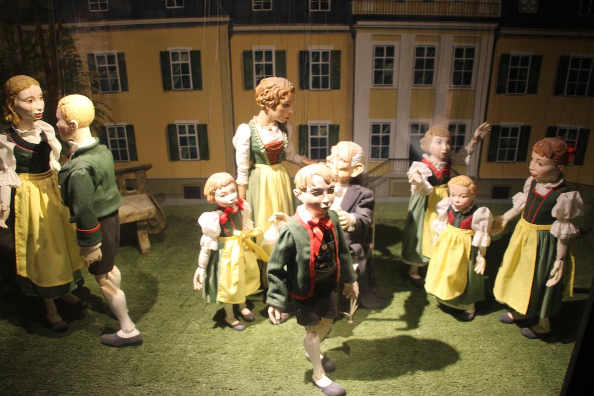 "Sound of Music" marionettes in the Marionette Museum. (Copyright Wibke Carter)