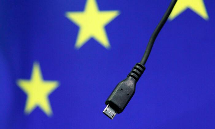 EU Plans One Mobile Charging Port for All, in Setback for Apple