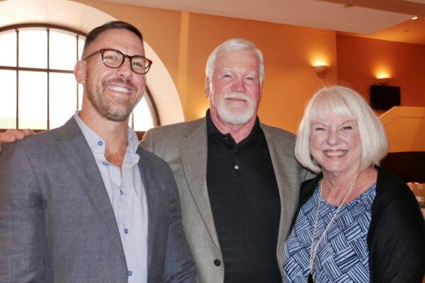 HR Director Peter Dorsey Jr., Peter Dorsey, and his wife Susan, enjoyed Shen Yun Performing Arts at Houston’s Wortham Center Brown Theater on Sept. 25, 2021. (Sherry Dong/The Epoch Times)