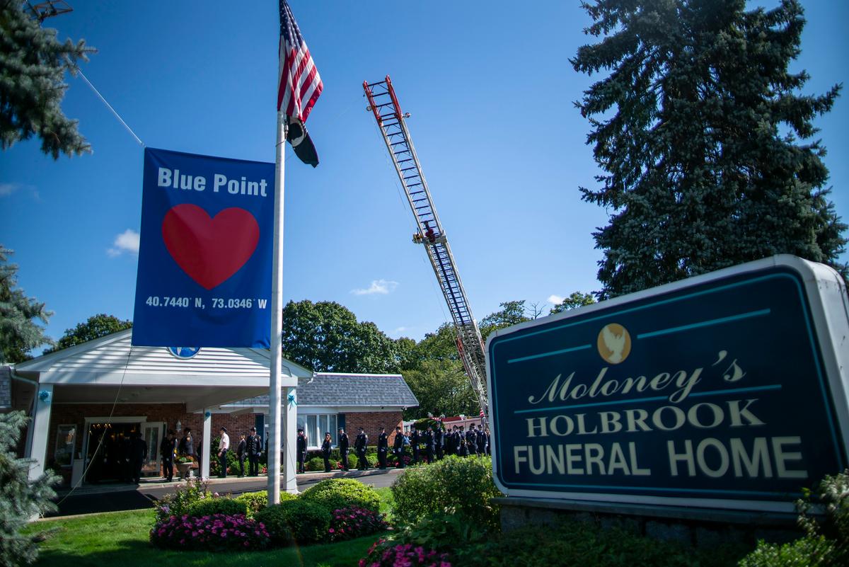 Friends, Family Flock to Long Island to Mourn Gabby Petito