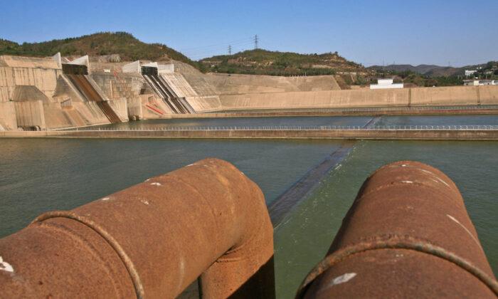 Millions Spent on ‘Dangerously Weak’ Reservoir in Central China