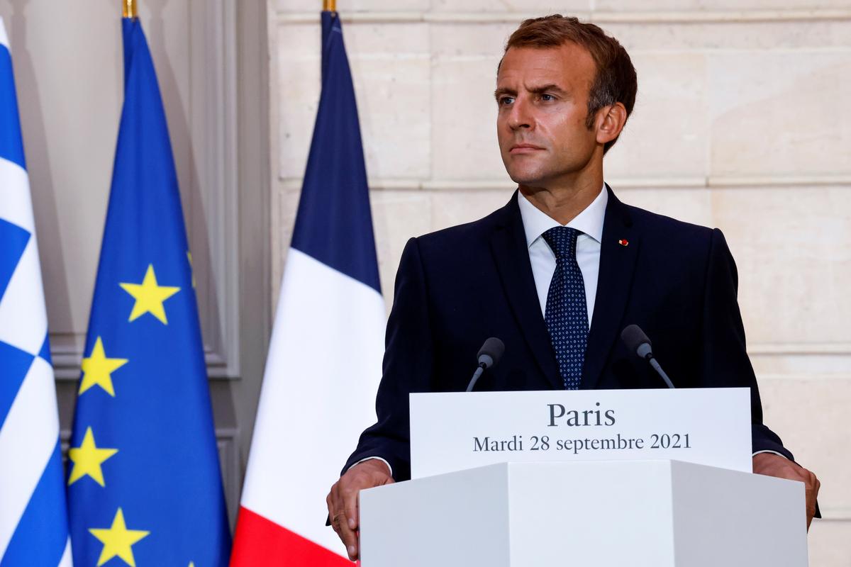 Macron Tells Europe to ‘Stop Being Naive’ After France Signs Defence Deal With Greece