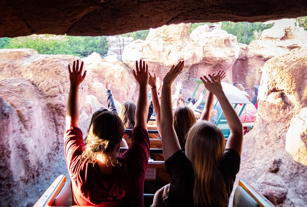 Disneyland Offers Line-Skipping App on Dec. 8