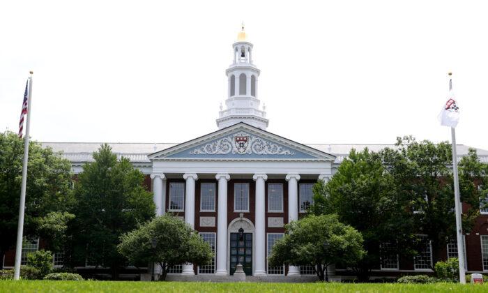 Harvard Business School Moves Some Classes Online Amid COVID-19 Outbreak