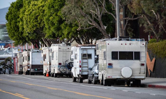 Los Angeles County Fears RV Encampments May ‘Spill Over’ Into Unincorporated Areas