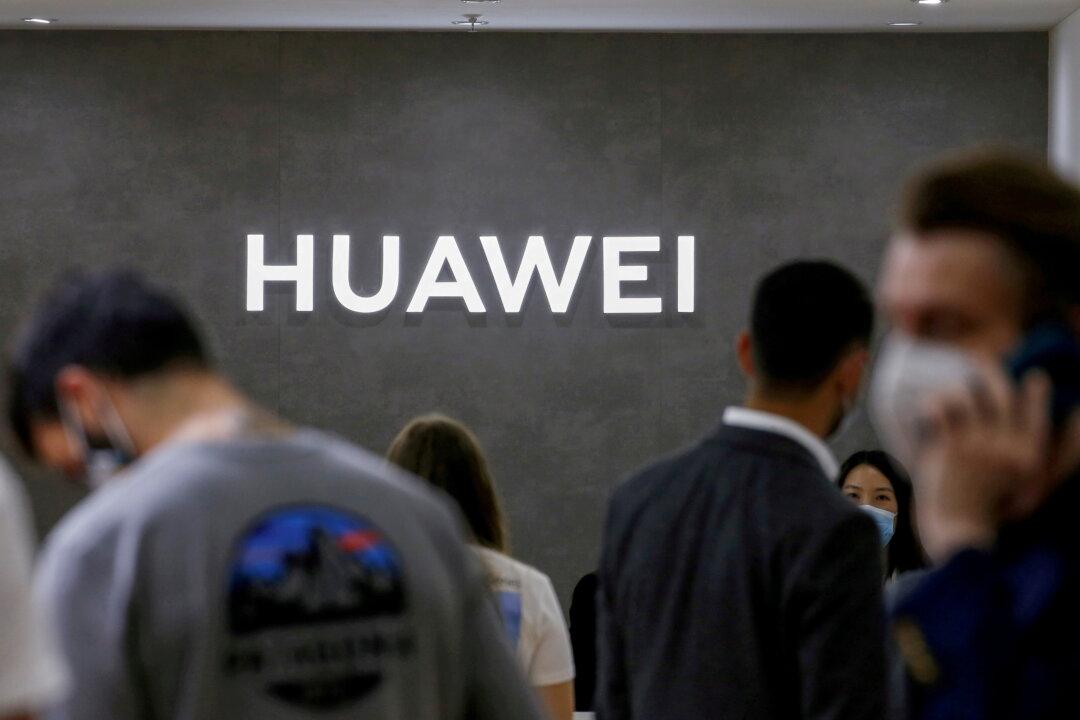Taxpayers Should Not Compensate Telecoms if Huawei Banned: Tories